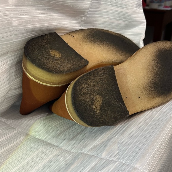 Clark’s Tan Leather Desert Boots - Picture 7 of 7